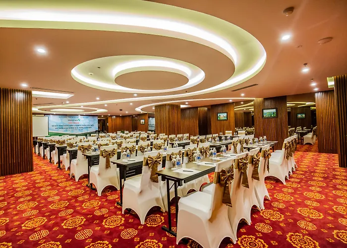 Luxury Ha Long