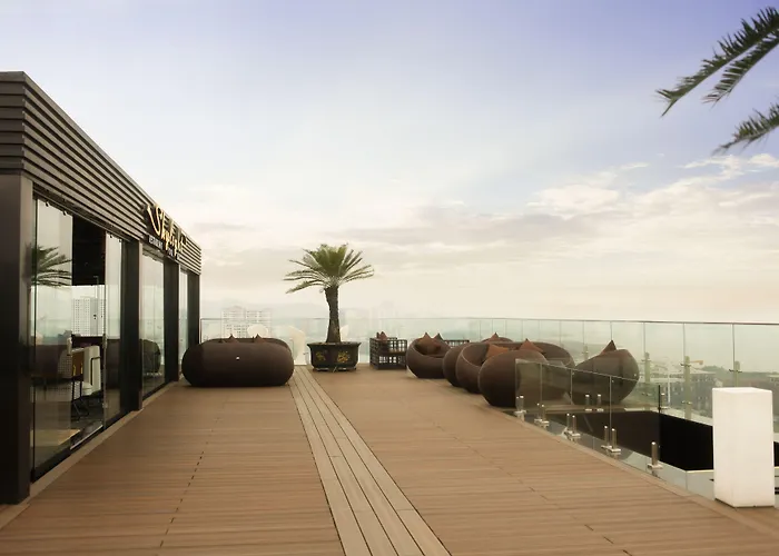 Luxury Hotel Ha Long