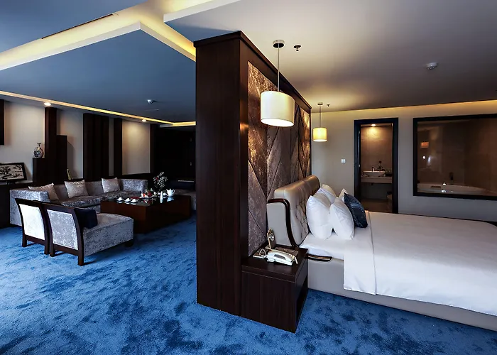 Luxury Hotel 5*
