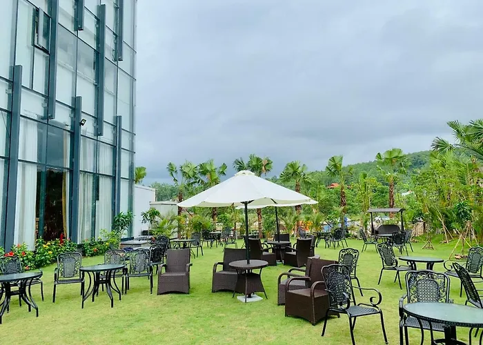 Luxury 5* Ha Long