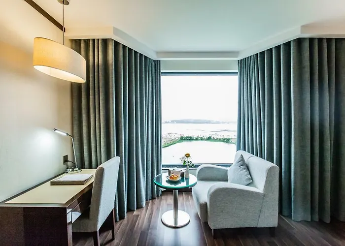 Luxury 5* Hạ Long