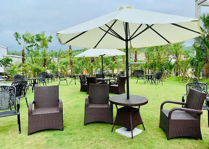 Luxury Hotel Ha Long