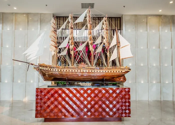 Luxury 5* Ha Long