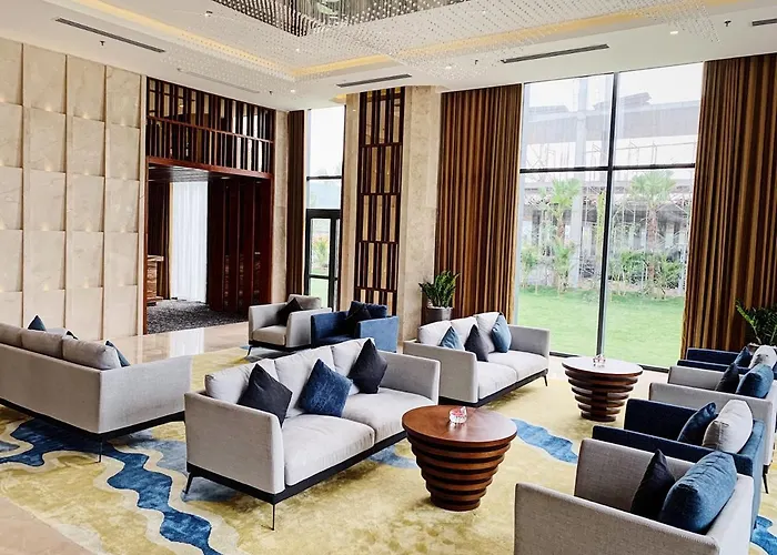 Luxury Hotel Ha Long